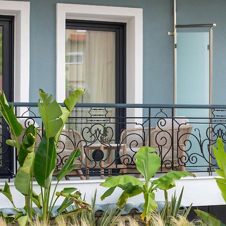Pela Veranda Exquisite Suites ネオス・マルマラス エクステリア 写真