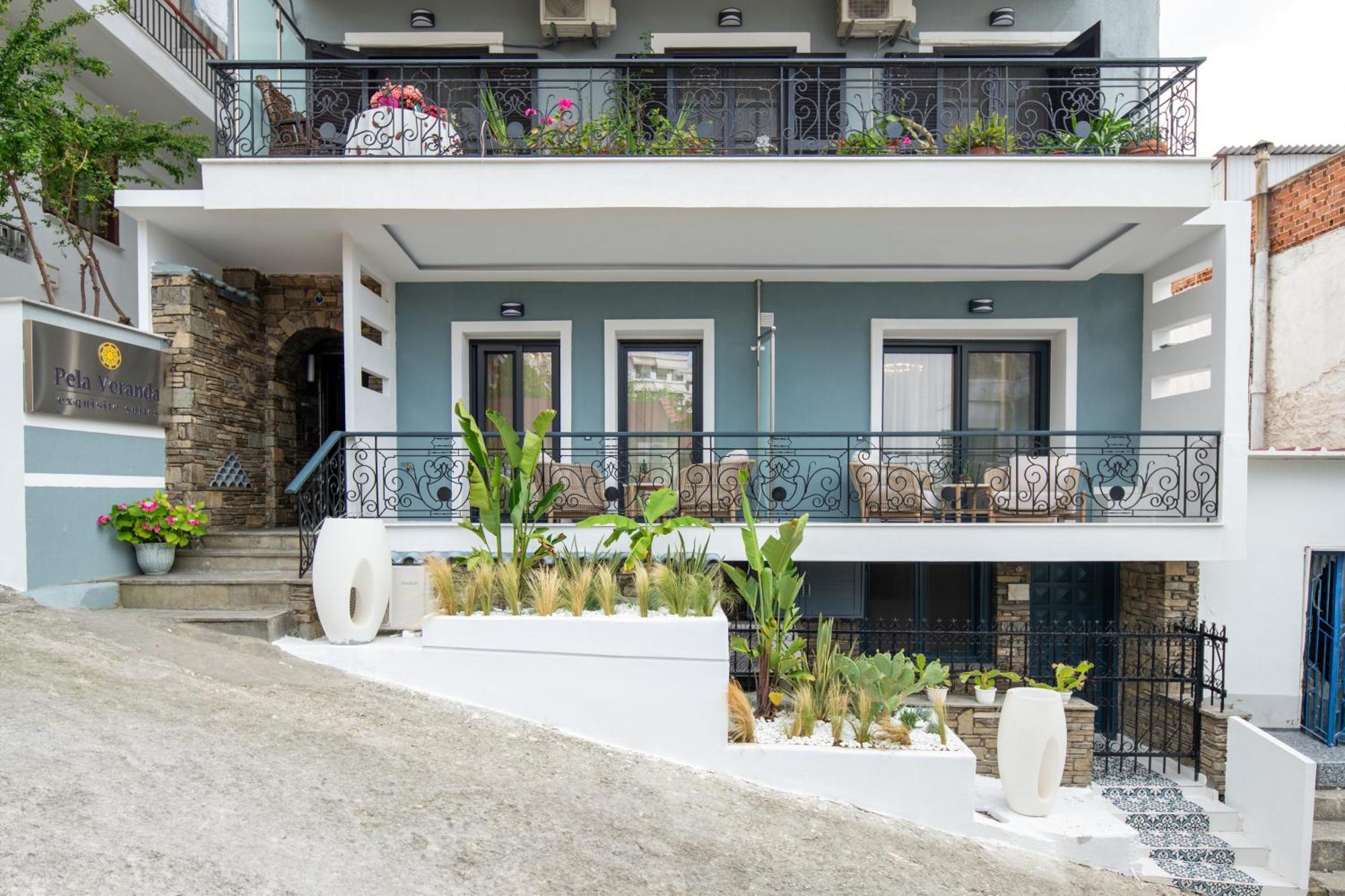 Pela Veranda Exquisite Suites ネオス・マルマラス エクステリア 写真