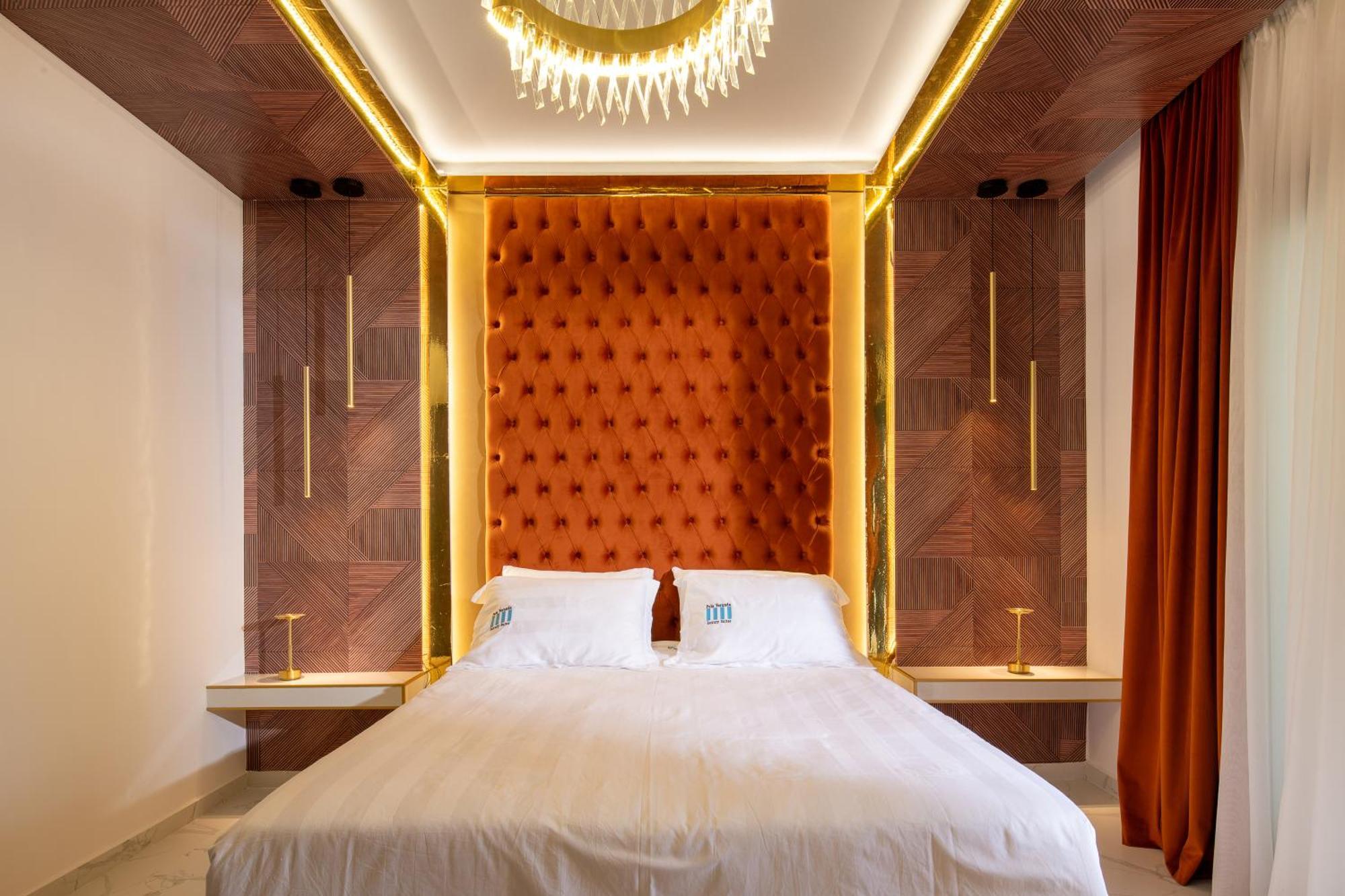 Pela Veranda Exquisite Suites ネオス・マルマラス エクステリア 写真