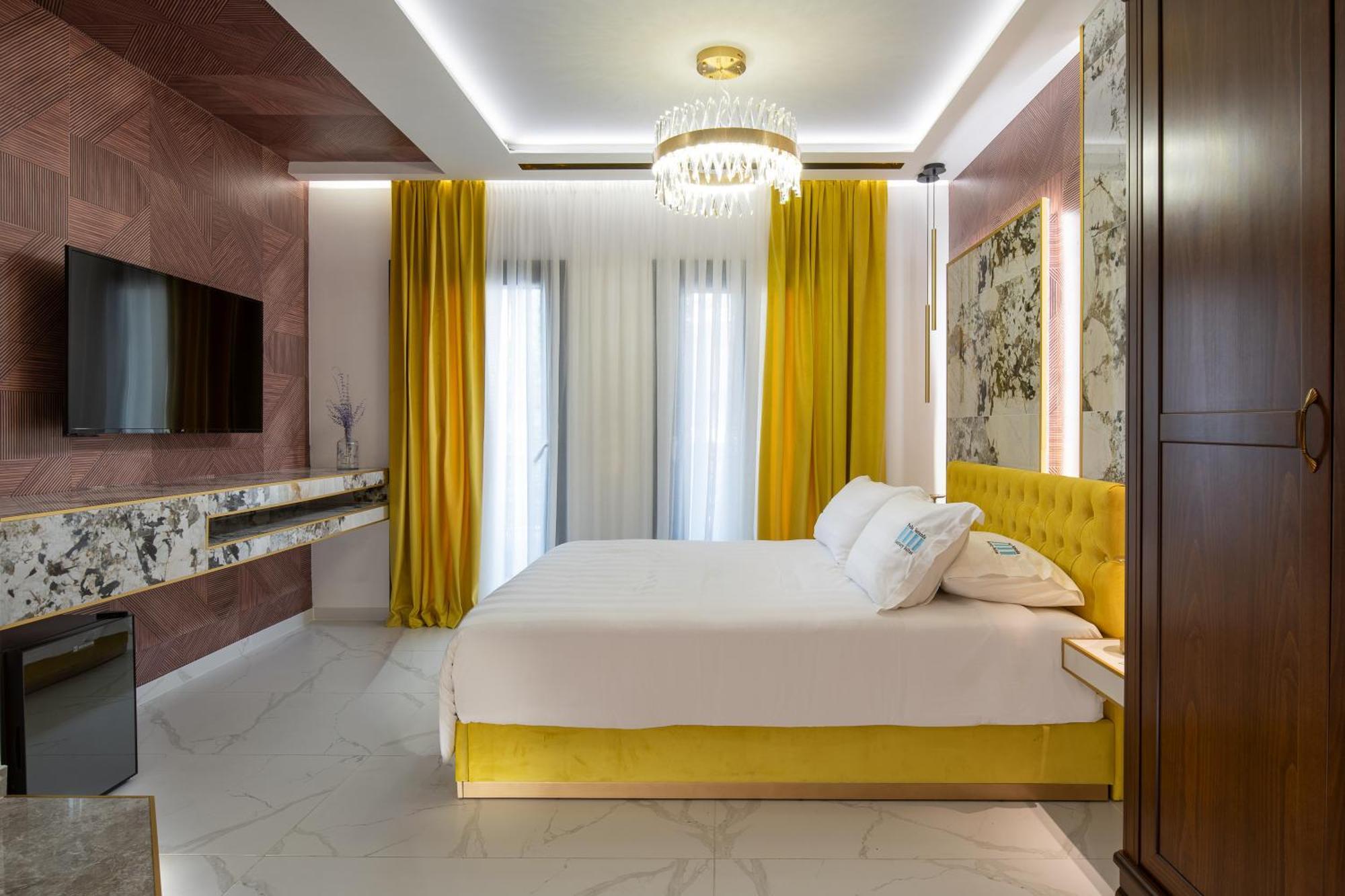 Pela Veranda Exquisite Suites ネオス・マルマラス エクステリア 写真