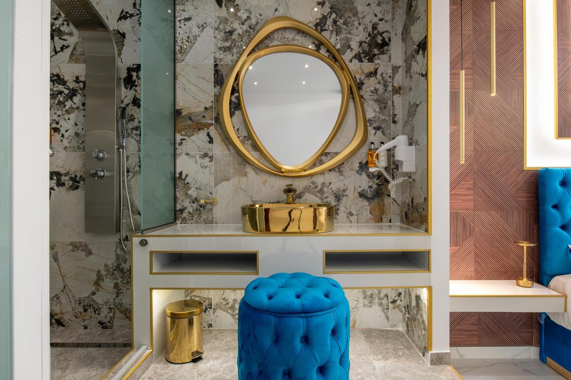 Pela Veranda Exquisite Suites ネオス・マルマラス エクステリア 写真