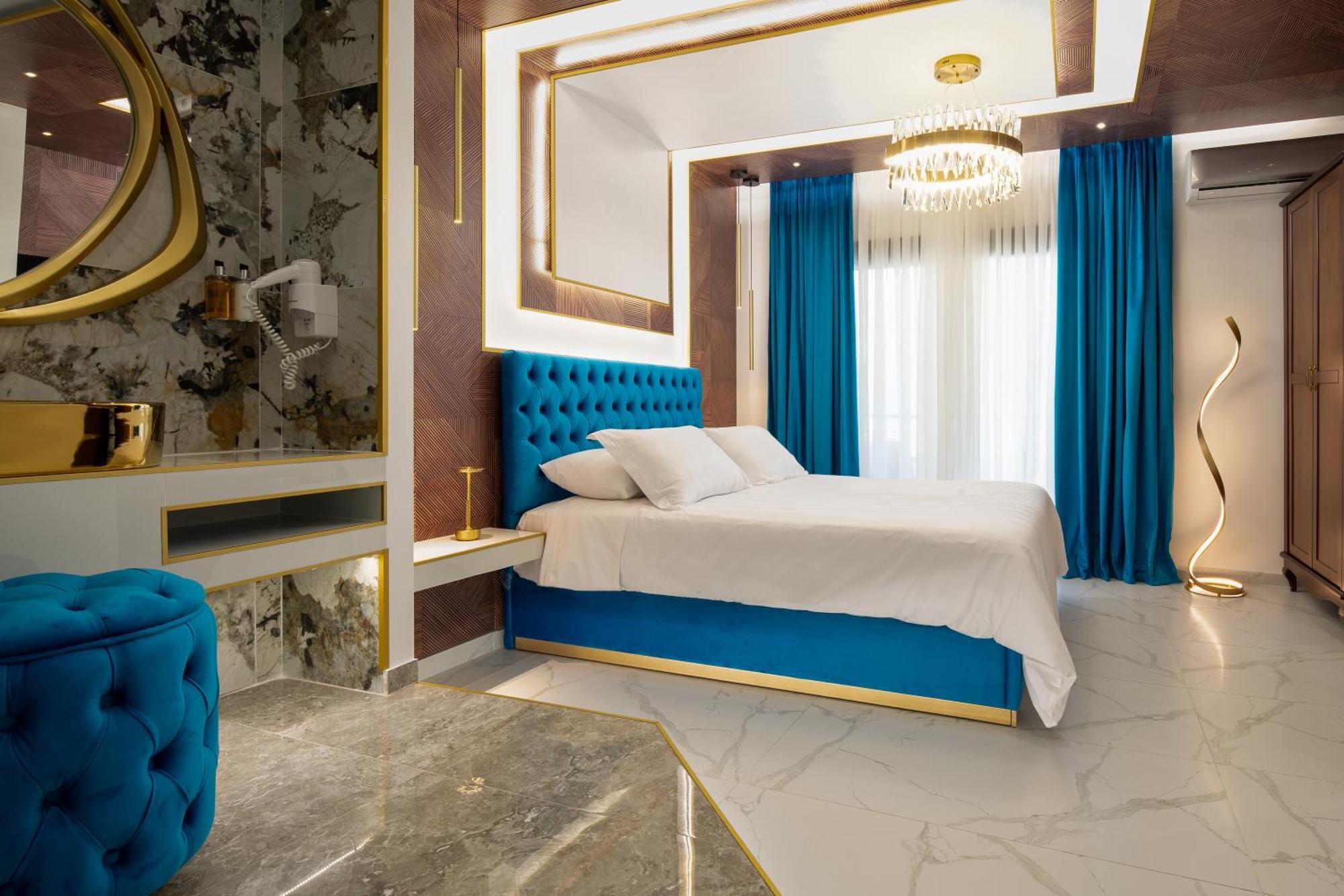 Pela Veranda Exquisite Suites ネオス・マルマラス エクステリア 写真