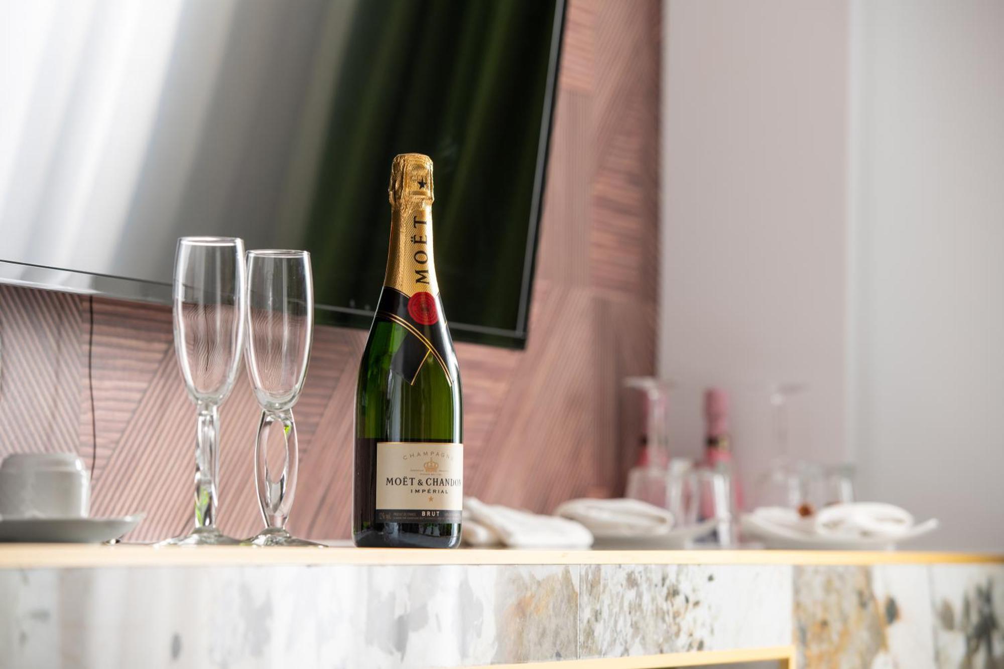 Pela Veranda Exquisite Suites ネオス・マルマラス エクステリア 写真