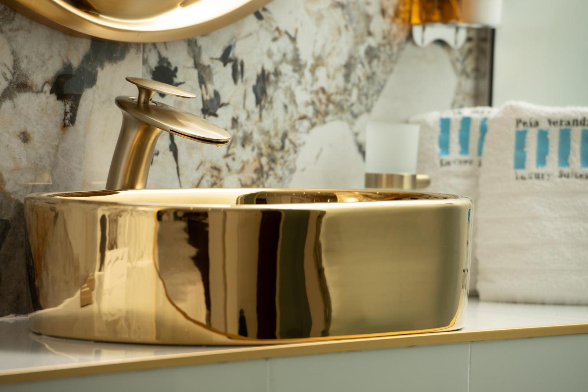 Pela Veranda Exquisite Suites ネオス・マルマラス エクステリア 写真