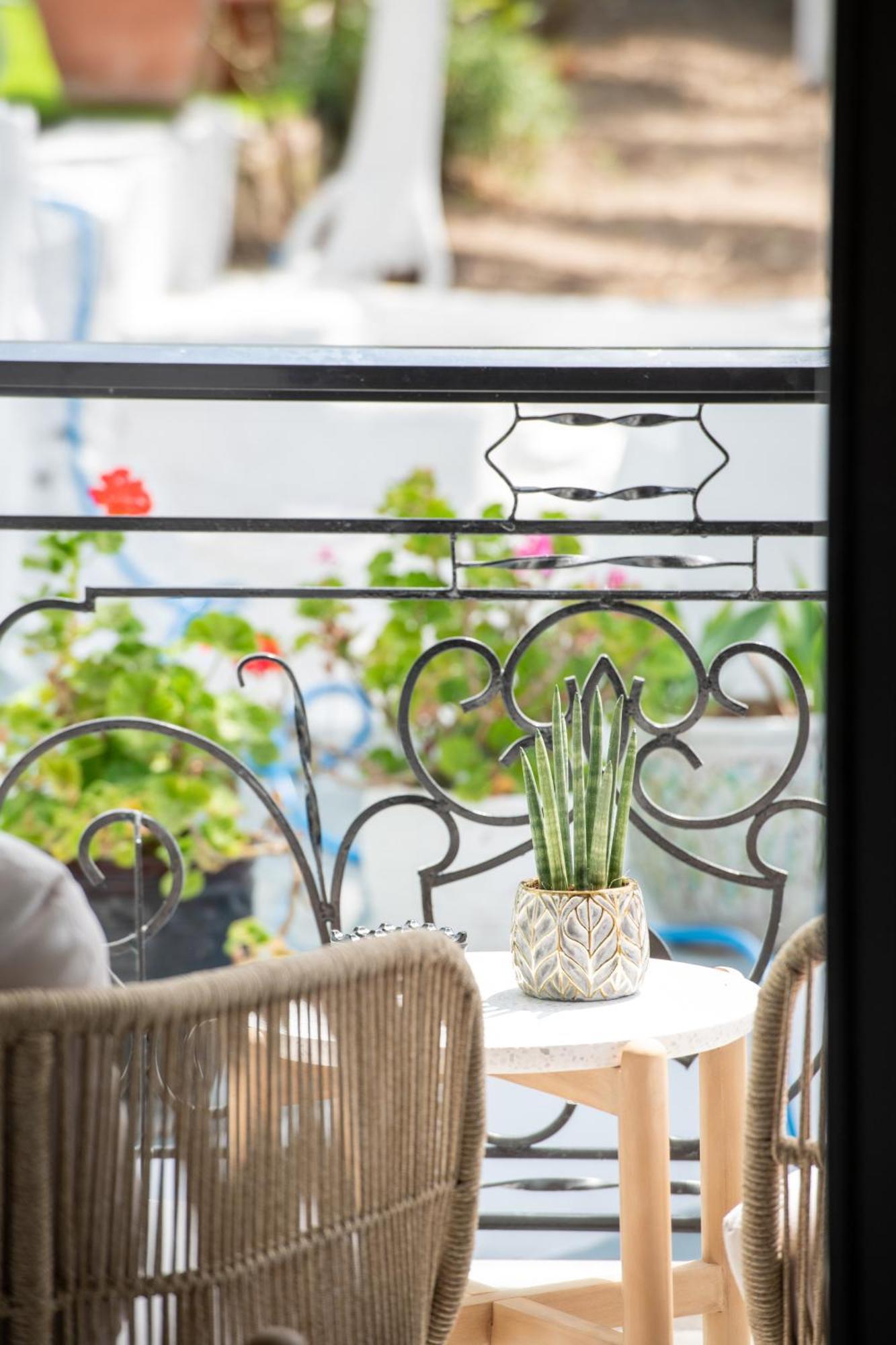 Pela Veranda Exquisite Suites ネオス・マルマラス エクステリア 写真