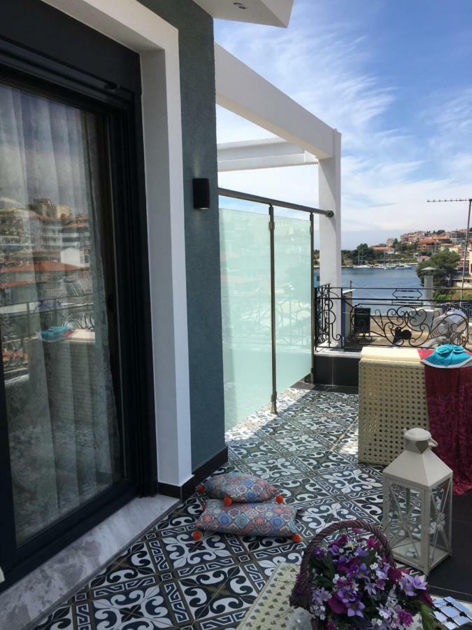 Pela Veranda Exquisite Suites ネオス・マルマラス エクステリア 写真