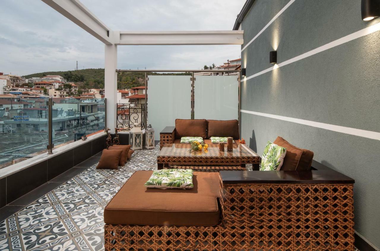 Pela Veranda Exquisite Suites ネオス・マルマラス エクステリア 写真